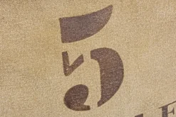 Pouf><noscript><img width=